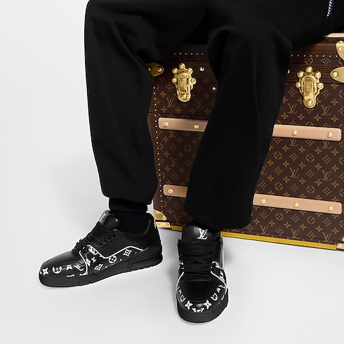 LV Trainer Sneaker in Men's Shoes Sneakers collections by Louis Vuitton (Product zoom)