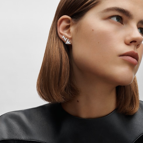 LV Volt One Stud, White Gold And Diamond - Per Unit in Jewellery's Categories All Fine Jewellery collections by Louis Vuitton (Product zoom)