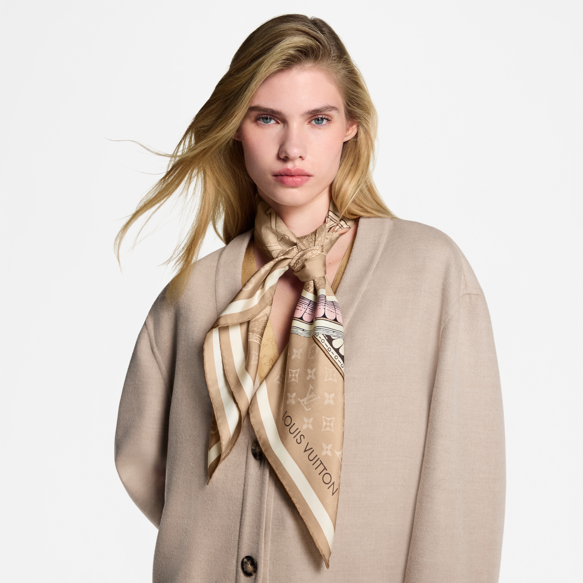 Malles Merveilleuses Square 90 . in Women