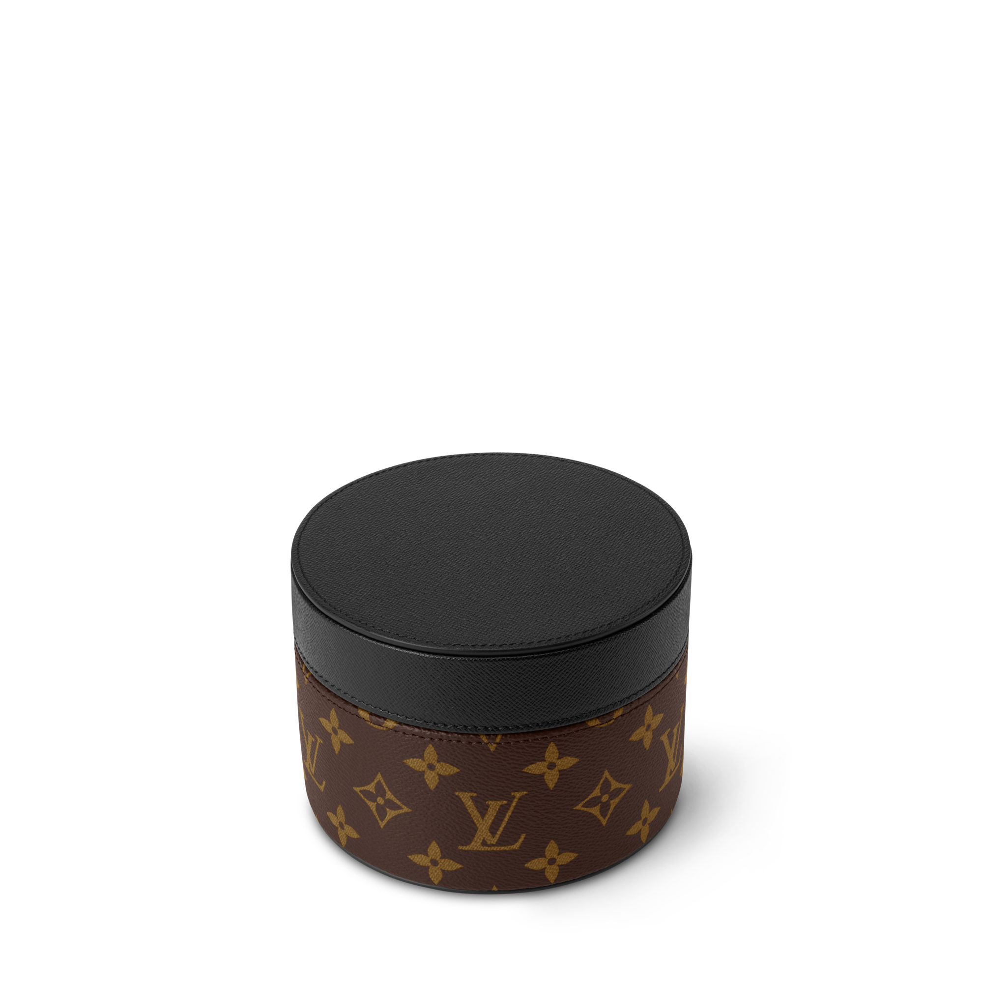Martha Round Box PM . in Trunks, Travel and Home