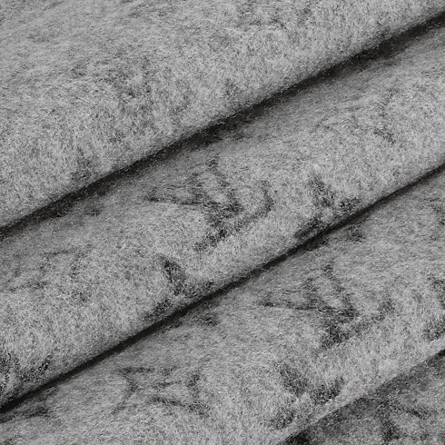 Monogram Gradient Scarf . in Men's Accessories Scarves collections by Louis Vuitton (Product zoom)