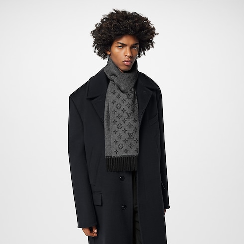 Monogram Gradient Scarf . in Men's Accessories Scarves collections by Louis Vuitton (Product zoom)