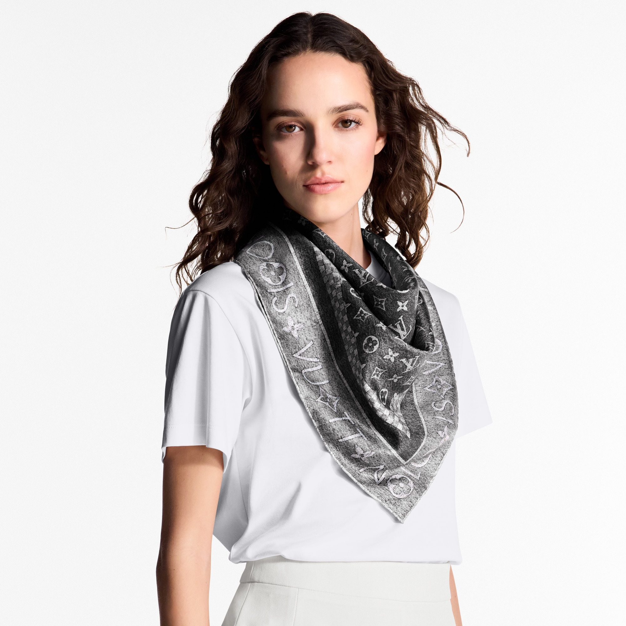 Monogram Infinity Denim Square 90 . in Women
