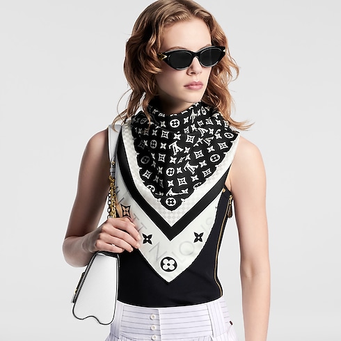 Monogram Infinity Square 90 . in Women's Accessories Silk Squares and Bandeaus collections by Louis Vuitton (Product zoom)