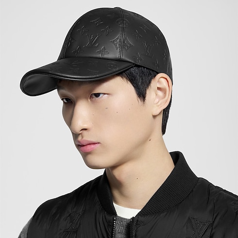 Monogram Shadow Cap . in Men's Accessories Hats, Beanies and Gloves collections by Louis Vuitton (Product zoom)