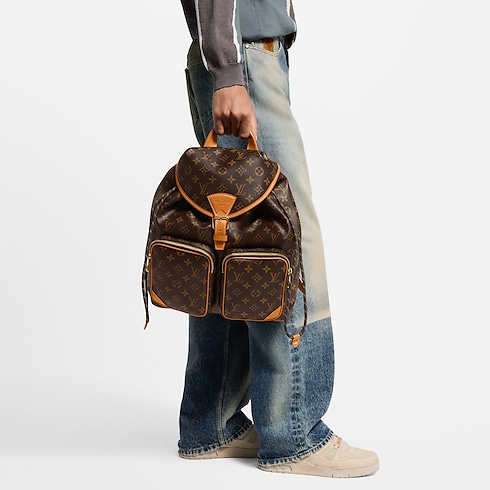 Montsouris Cargo Backpack G69 in Bags and Small Leather Goods's Men Bags Newness collections by Louis Vuitton (Product zoom)
