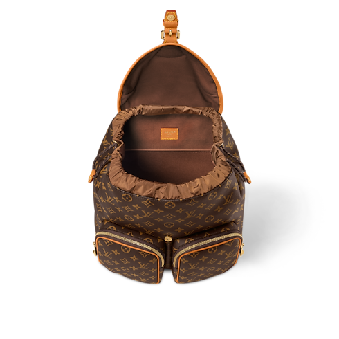Montsouris Cargo Backpack G69 in Bags and Small Leather Goods's Men Bags Newness collections by Louis Vuitton (Product zoom)