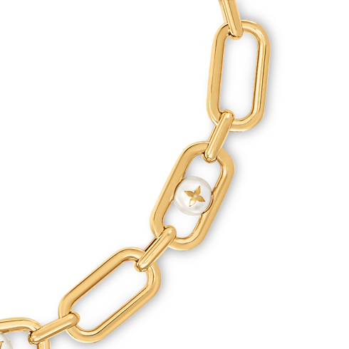 My LV Chain Pearls Necklace . in Women's Fashion Jewellery Necklaces and Pendants collections by Louis Vuitton (Product zoom)