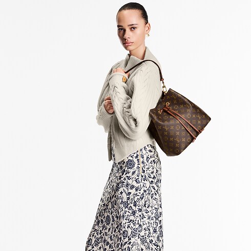 NéoNoé MM Monogram in Women's Handbags All Handbags collections by Louis Vuitton (Product zoom)