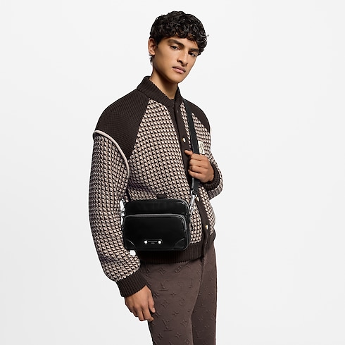 Nil Autres Cuirs in Bags and Small Leather Goods's Men Bags Newness collections by Louis Vuitton (Product zoom)