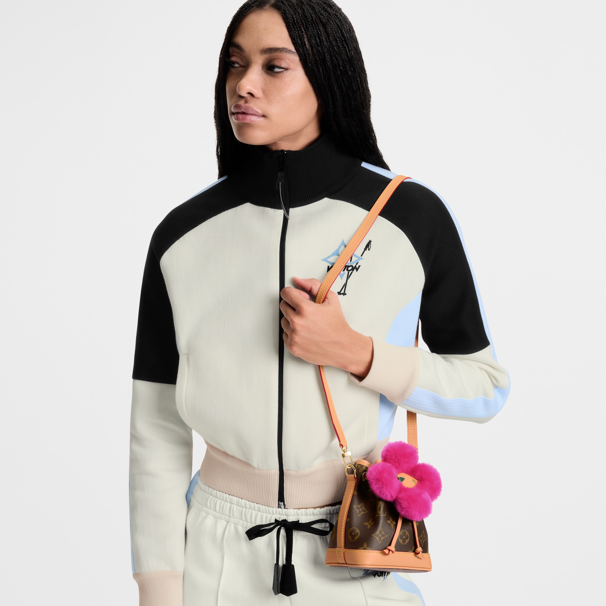 Noé-Where Vivienne Monogram in Women