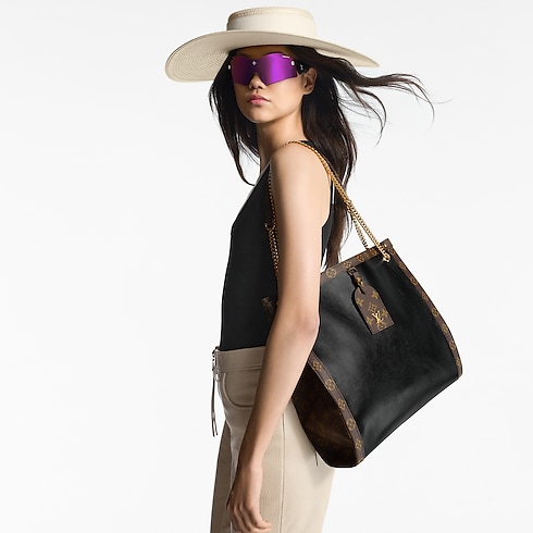 Nova MM LV Vibe in Women's Handbags All Handbags collections by Louis Vuitton (Product zoom)