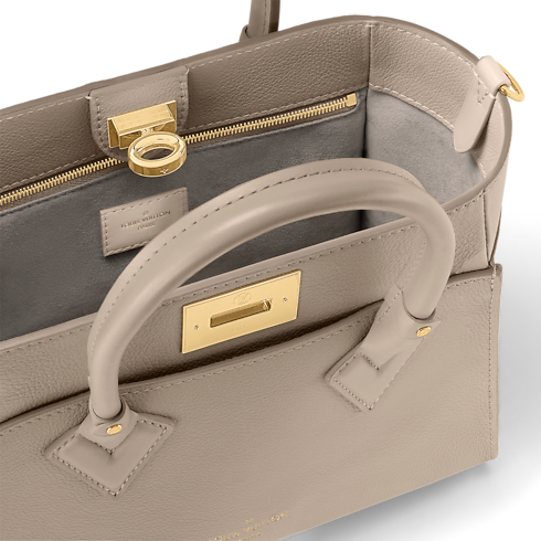 On My Side PM High End Leathers in Women's Handbags All Handbags collections by Louis Vuitton (Product zoom)