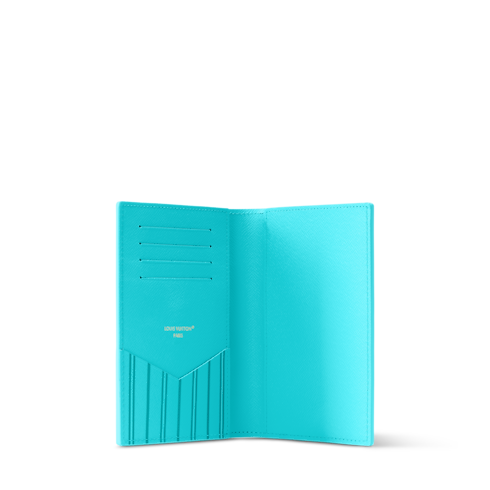 Passport Cover H33 in Women's Wallets and Small Leather Goods Women's Card Holders collections by Louis Vuitton (Product zoom)
