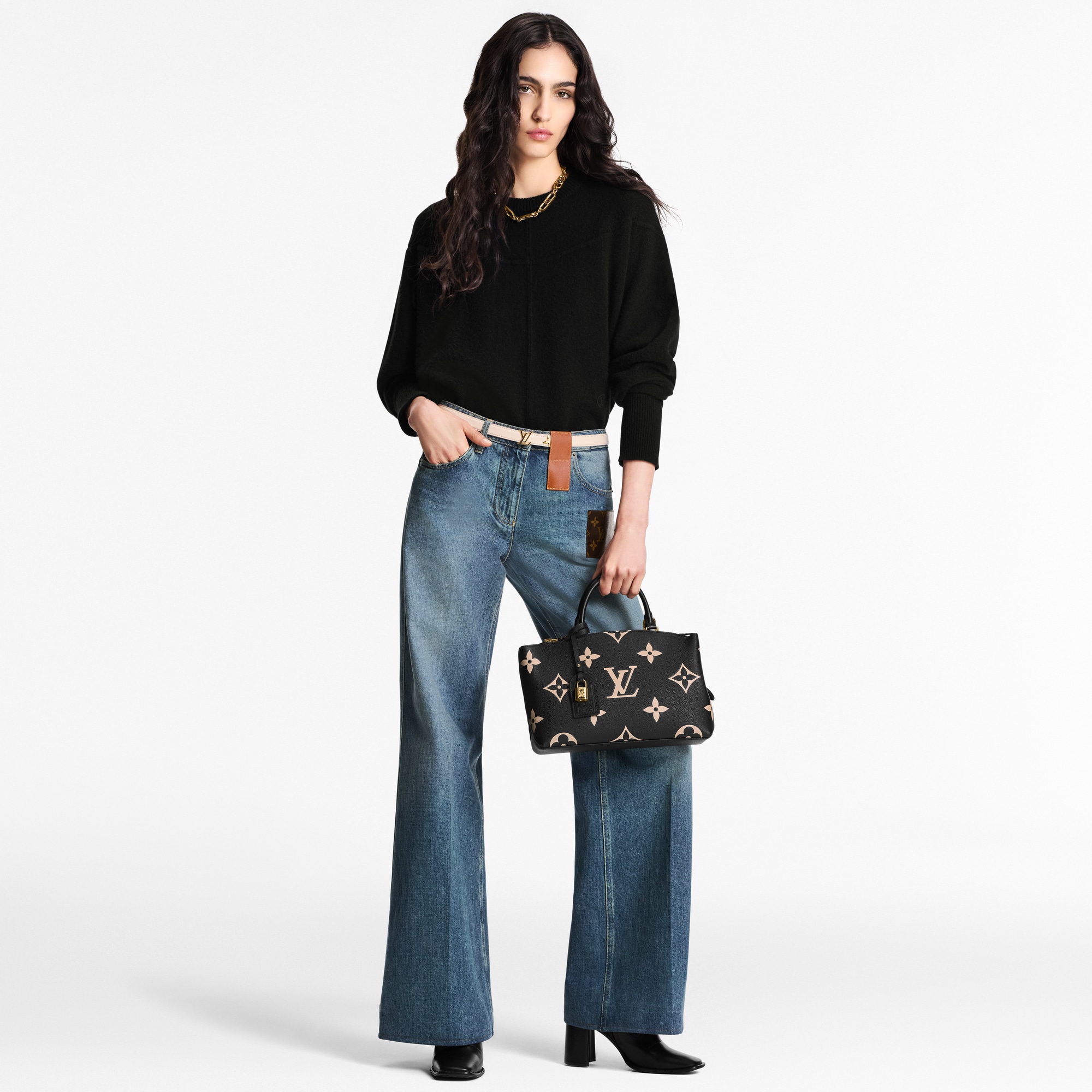 Petit Palais Bicolor Monogram Empreinte Leather in Women