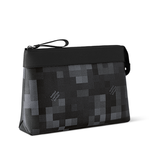 Pochette Voyage Souple D16 in Bags and Small Leather Goods's Men Small Leather Goods Pouches collections by Louis Vuitton (Product zoom)