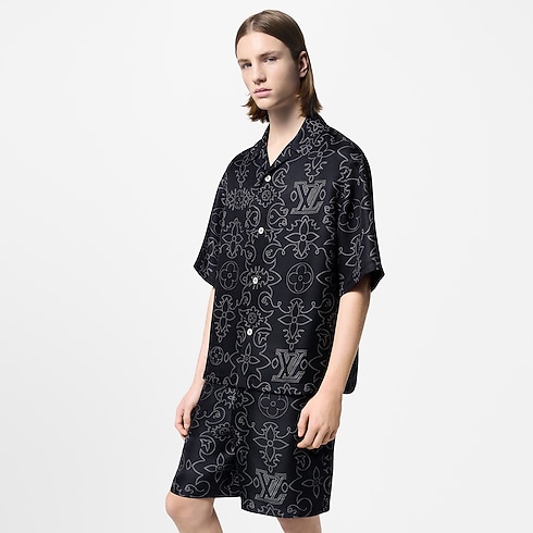 Printed Short-Sleeved Silk Shirt in Men's Ready-to-Wear Shirts collections by Louis Vuitton (Product zoom)