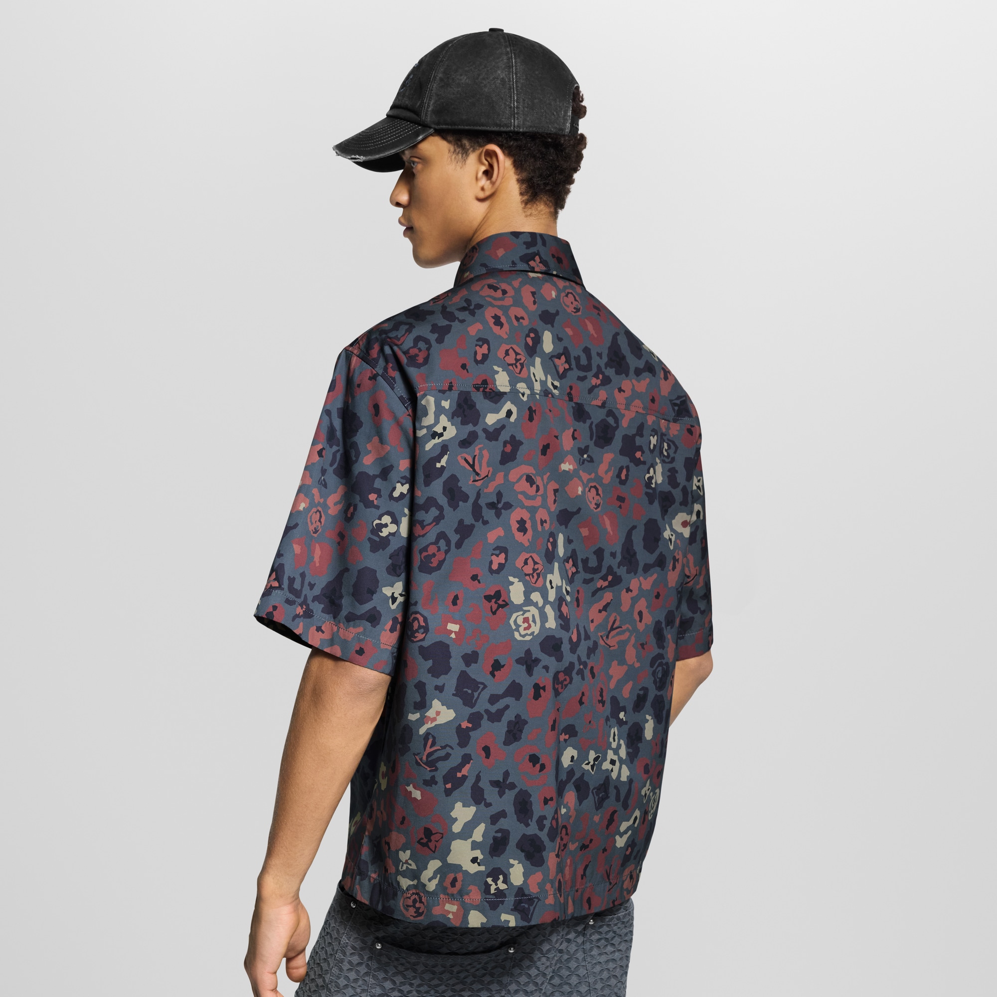 Printed Short-Sleeved Workwear Shirt  Men Ready-to-Wear Shirts | LOUIS VUITTON (Product zoom)