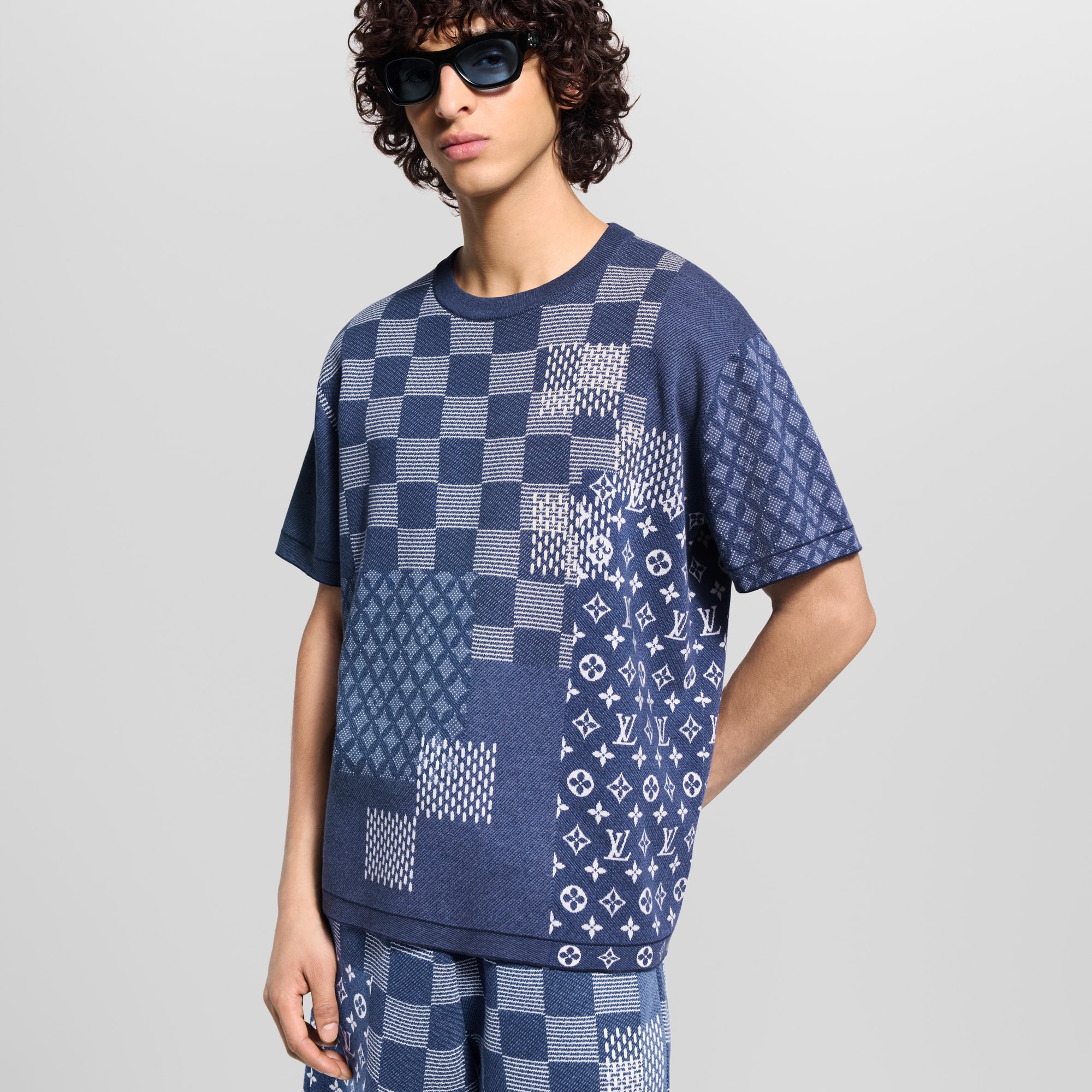 Short-Sleeved Knitted Crewneck  in Men