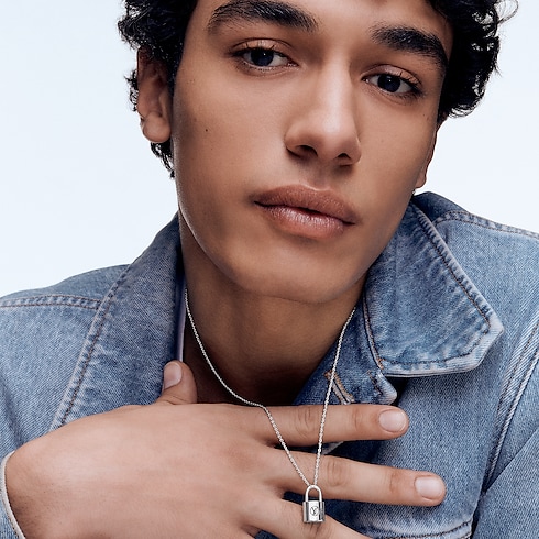 Silver Lockit Pendant, Sterling Silver Black Laquered in Jewellery's Categories Necklaces and Pendants collections by Louis Vuitton (Product zoom)