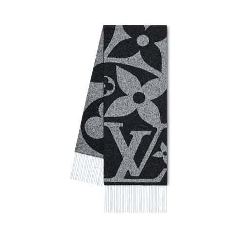 Snowy Kaleidoscope Scarf . in Women's Accessories Scarves collections by Louis Vuitton (Product zoom)
