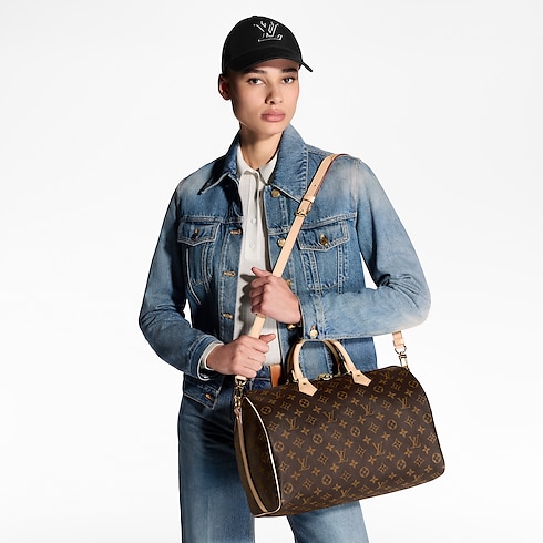 Speedy Bandoulière 35 Mon Monogram Monogram in Gifts's Personalisation Bags and Small Leather Goods Personalisation collections by Louis Vuitton (Product zoom)