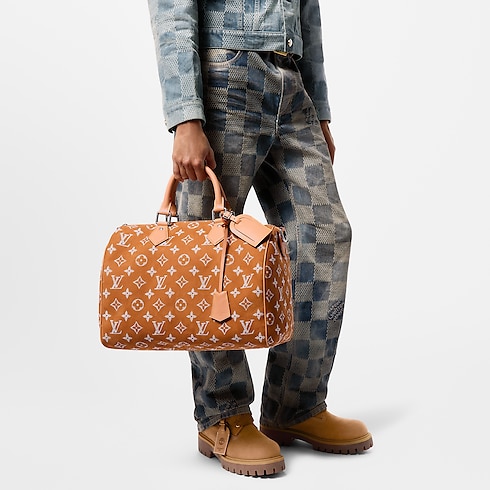 Speedy P9 Bandoulière 40 H40 in Les Extraordinaires's Leather Goods and Travel Speedy P9 collections by Louis Vuitton (Product zoom)
