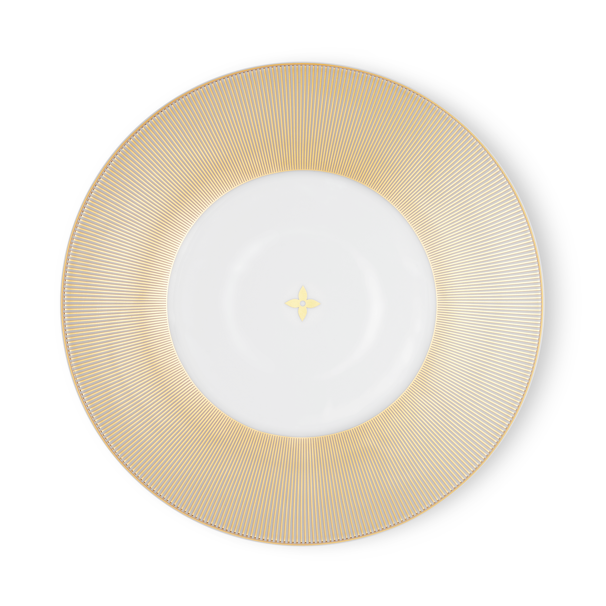 Splendor Set Of 2 Presentation Plates   in Trunks, Travel and Home