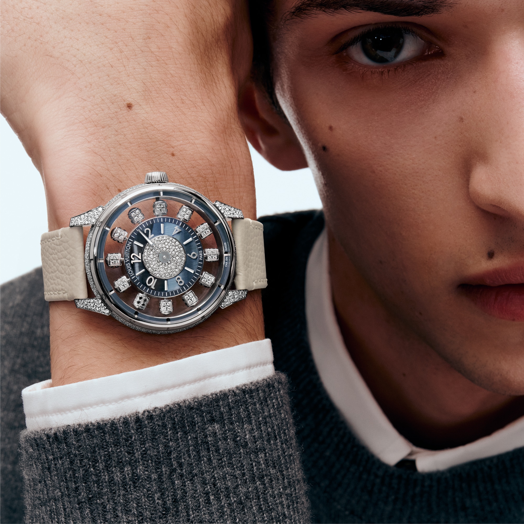 Tambour Taiko Spin Time Air, Automatic, 42.5mm, White gold, Hawk