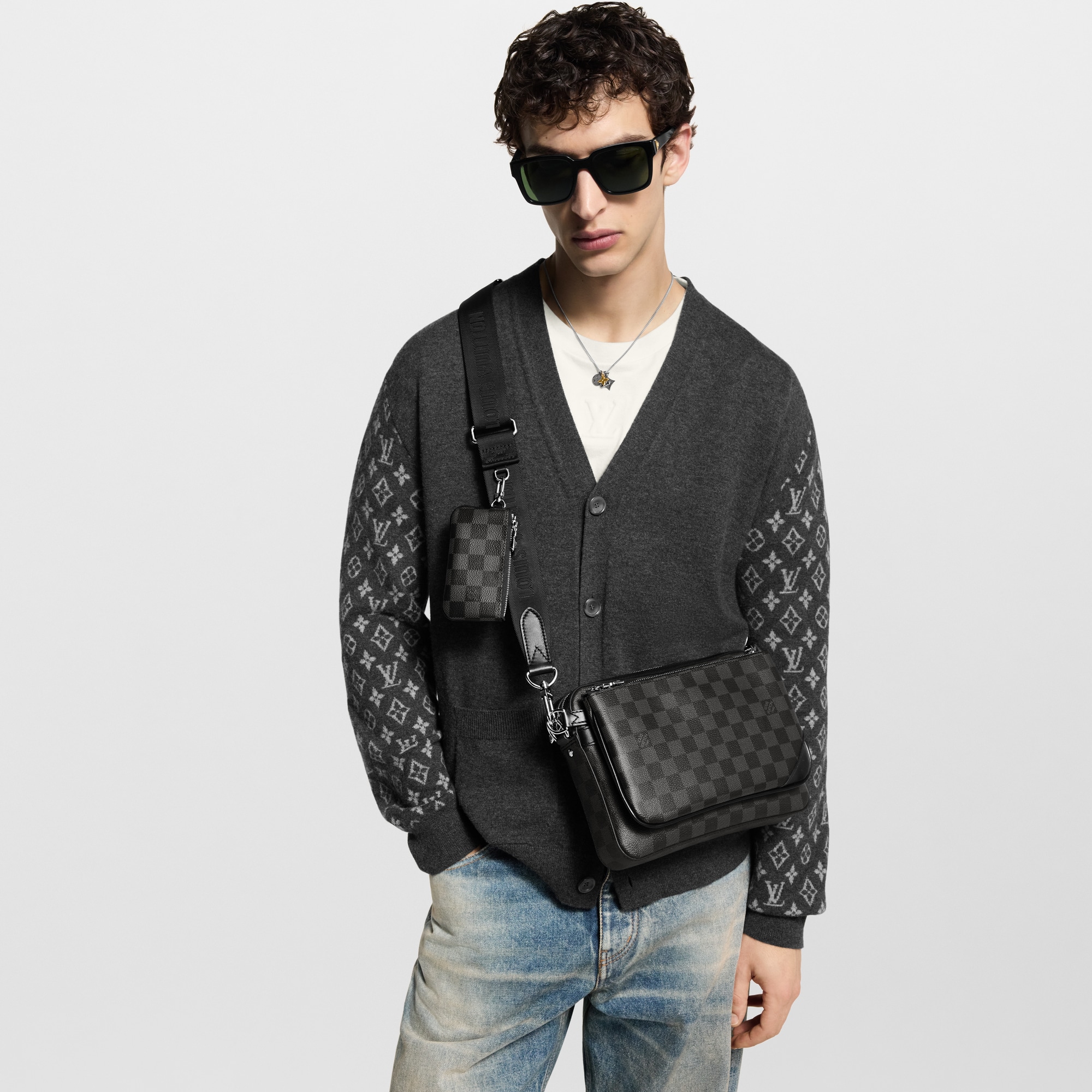 Trio Messenger Damier Graphite in Men