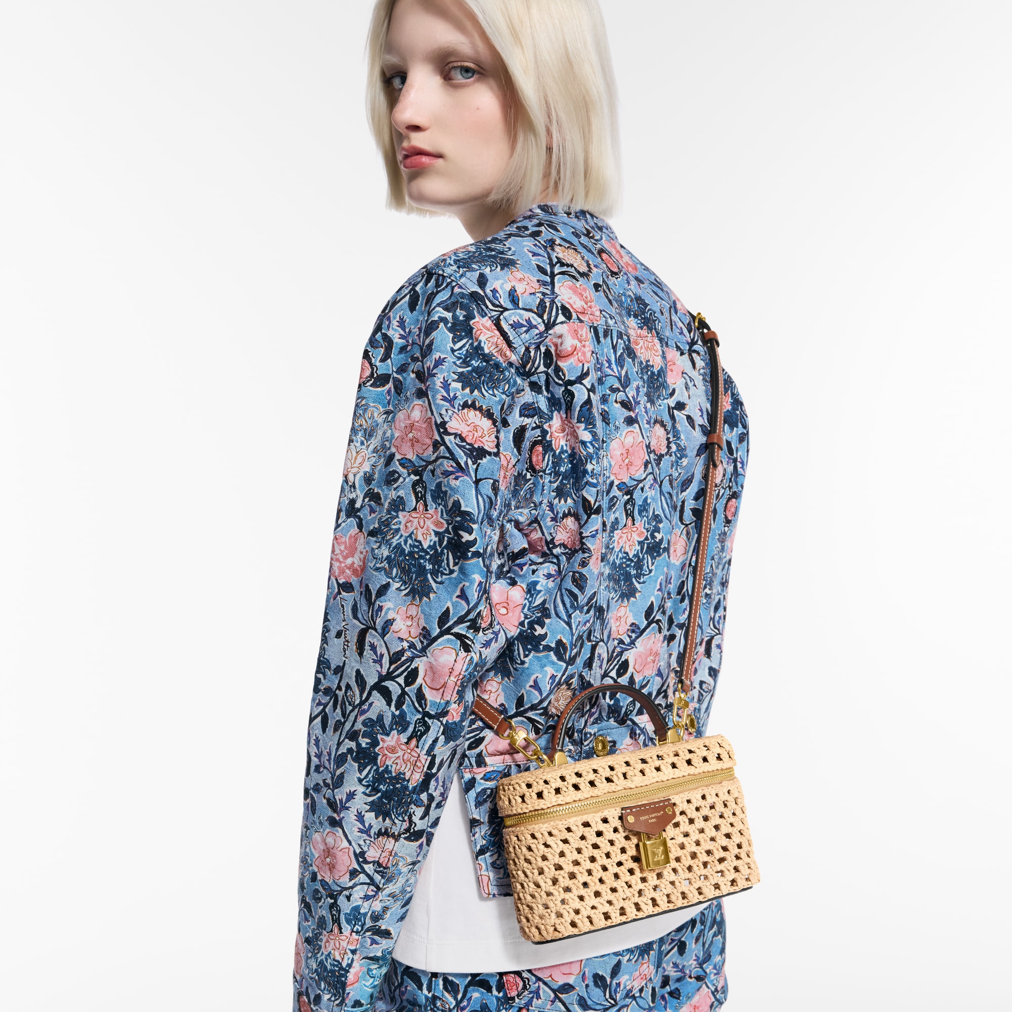 Vanity Chain Pouch Other Monogram Canvas in Women