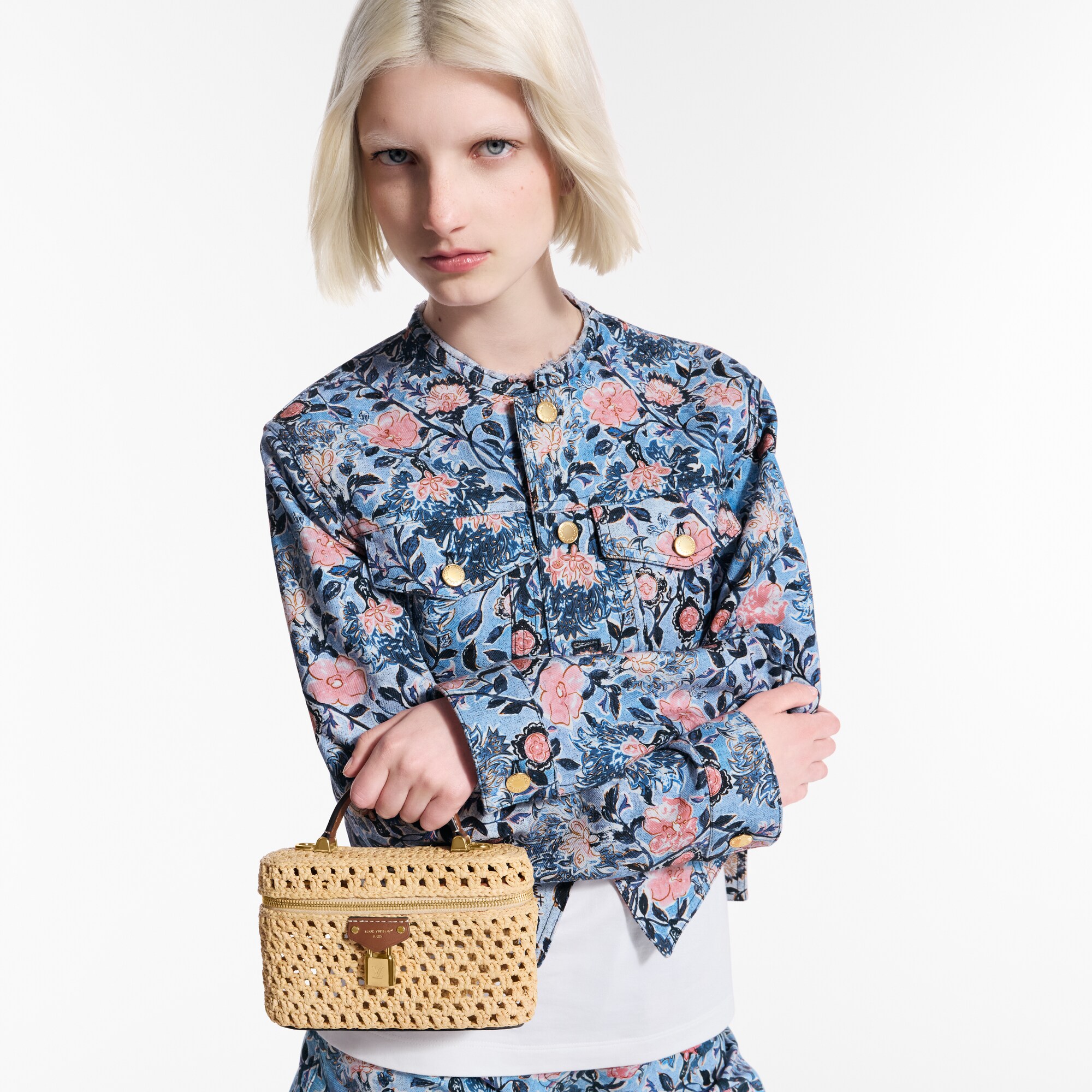 Vanity Chain Pouch Other Monogram Canvas in Women