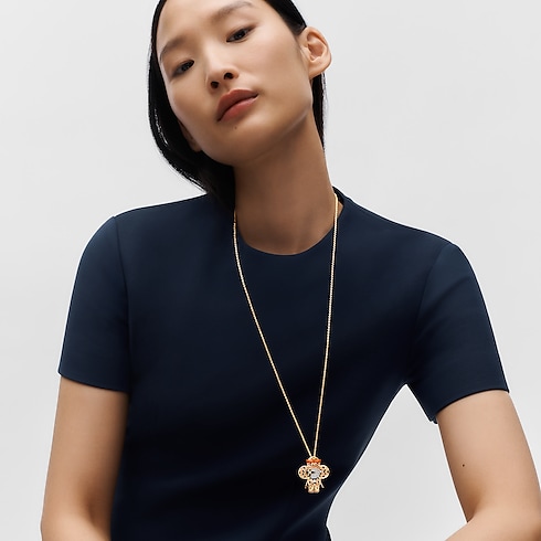 Vivienne Orange Lion Dance Pendant, Yellow Gold, White Gold, Lacquer, Diamonds & Colored Stones in Jewellery's Categories Necklaces and Pendants collections by Louis Vuitton (Product zoom)