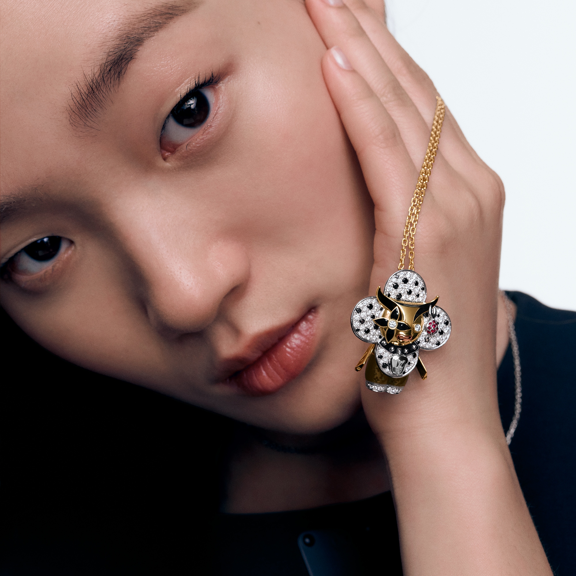 Vivienne Ox Pendant, 3 Golds, Lacquer, Diamonds & Colored Gemstones  in Les Extraordinaires