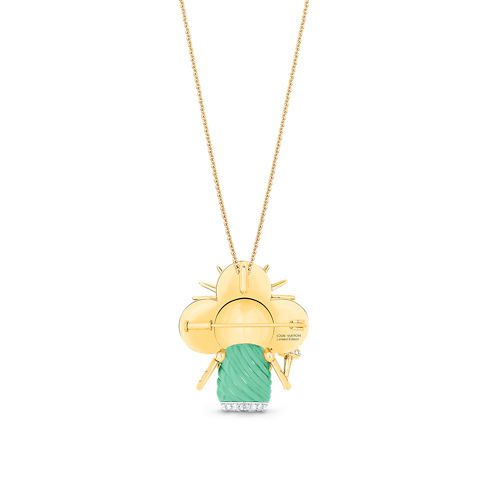 Vivienne Statue Of Liberty, White Gold, Yellow Gold, Lacquer & Diamonds in Jewellery's Categories Necklaces and Pendants collections by Louis Vuitton (Product zoom)