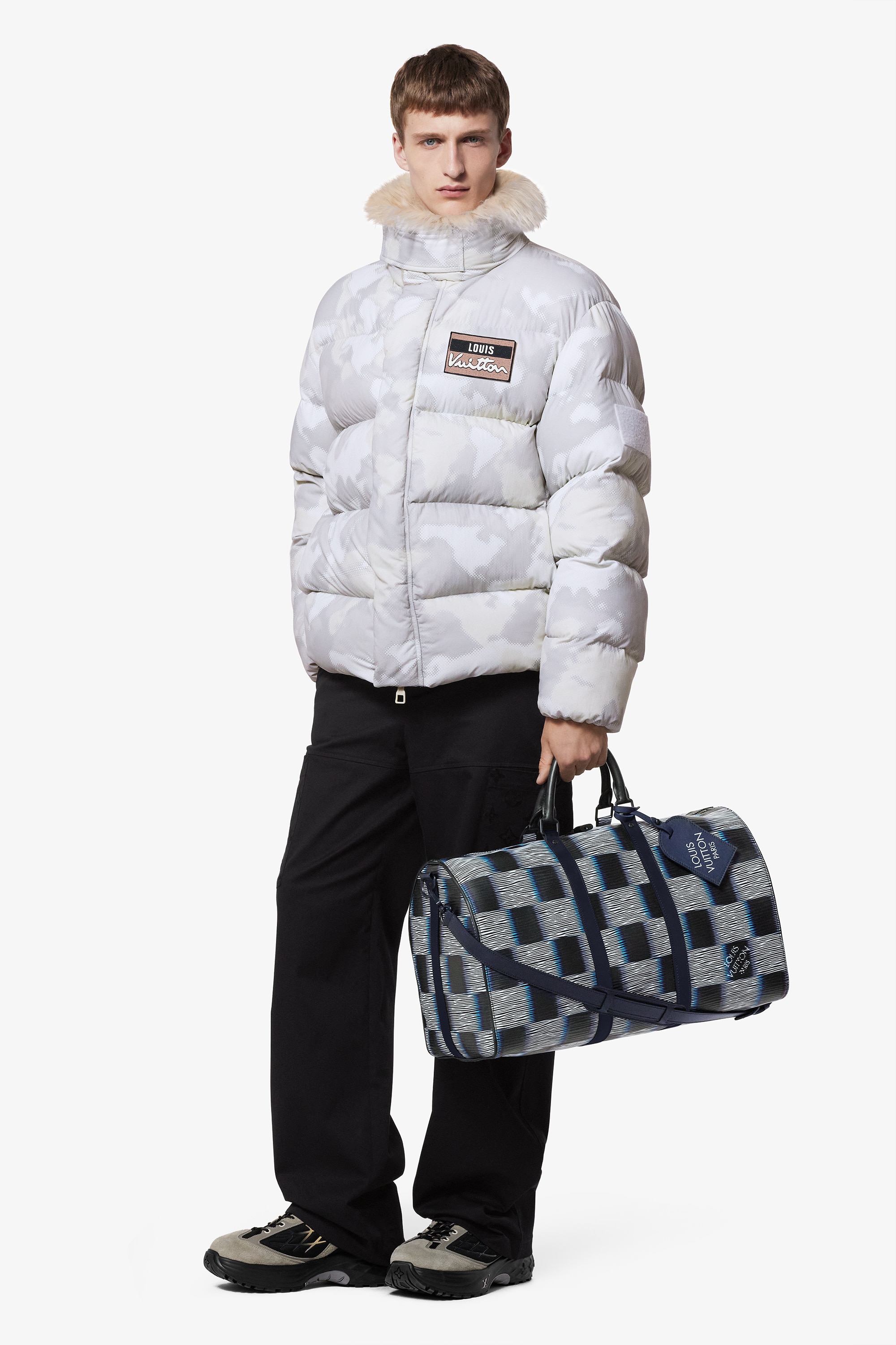 Pre Collection Spring Summer 2024 Look 02 Ready To Wear LOUIS VUITTON   Louis Vuitton  Men PRECODL1 LOOK04 VISUAL4 